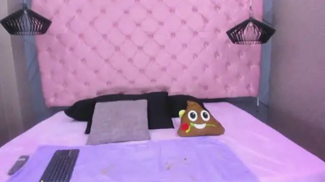 SARA HORNY- online show from 03/11/26, 03:01