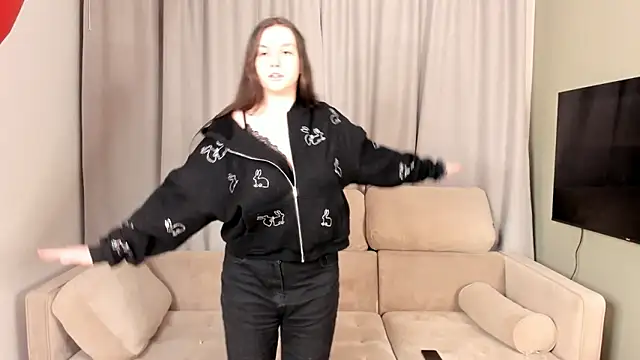 Snapshot of AmeeGalinis chatting on 03/02/26, 07:43 AmeeGalinis online show from 03/02/26, 07:43