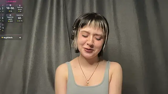 AueshaSimon online show from 03/12/26, 09:04