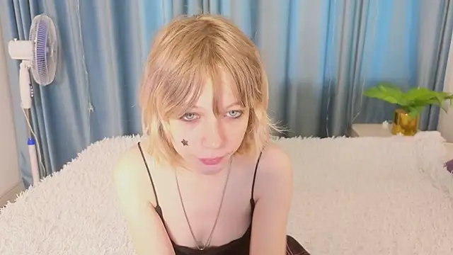 MollySally online show from 06/04/26, 04:07
