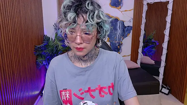 Snapshot of Lyra_tay chatting on 07/23/26, 07:12 Lyra tay online show from 07/23/26, 07:12