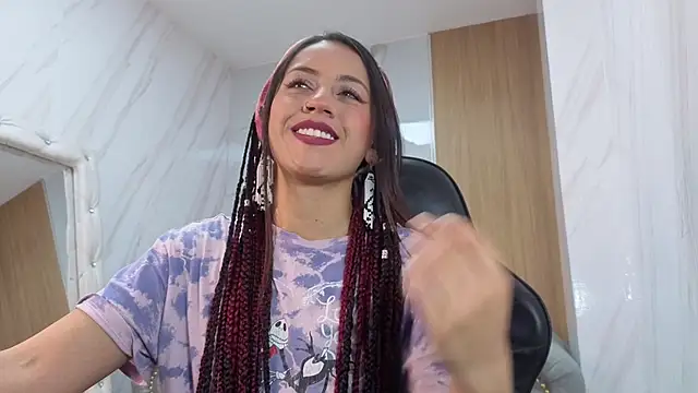 Lola roses tf online show from 04/17/26, 01:25