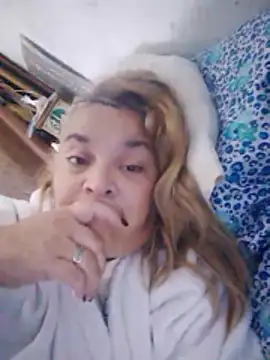momismilf544 online show from 04/27/26, 06:06