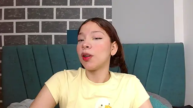 Sweet kitty 05 online show from 04/17/26, 12:13