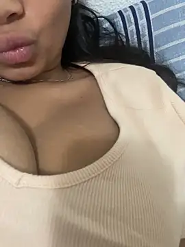 Snapshot of ArgufiedBackdoor chatting on 02/27/26, 04:23 ArgufiedBackdoor online show from 02/27/26, 04:23