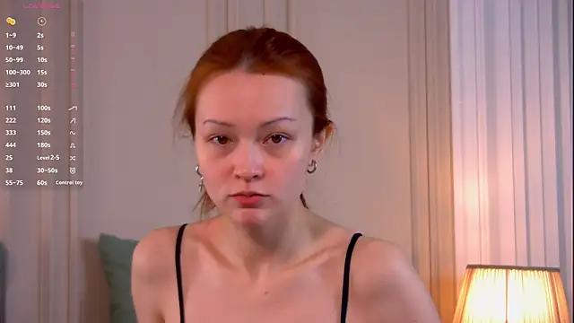 SadieSink  online show from 04/01/26, 06:36