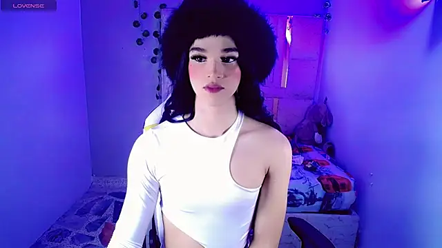 Snapshot of Sophiaa_doll_ chatting on 05/30/26, 04:20 Sophiaa doll online show from 05/30/26, 04:20
