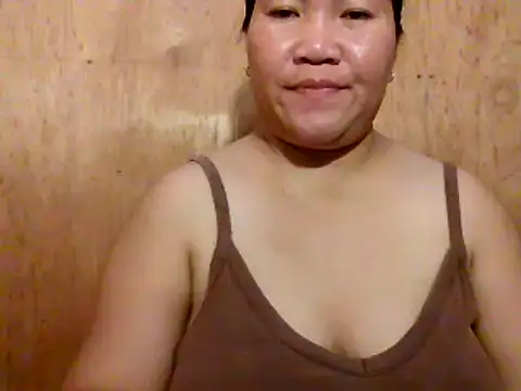 Snapshot of sejuicing_angel chatting on 04/25/26, 01:08 sejuicing angel online show from 04/25/26, 01:08