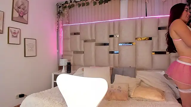 Snapshot of Hanna_klover chatting on 02/28/26, 04:02 Hanna klover online show from 02/28/26, 04:02