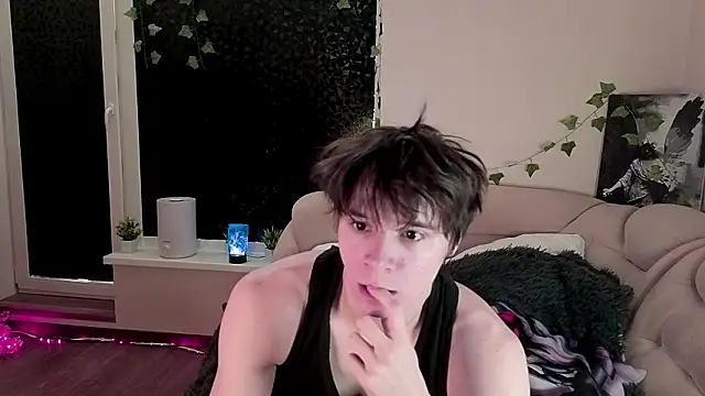 AnthonyCuutie online show from 03/27/26, 08:20