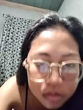 angelpinay44 online show from 04/01/26, 04:59