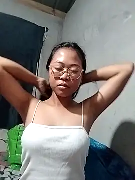 angelpinay44 online show from 04/13/26, 04:56