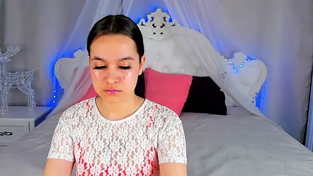 Snapshot of AishaTempt chatting on 03/02/26, 08:32 AishaTempt online show from 03/02/26, 08:32