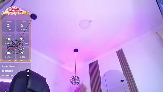 Amara Davis1 online show from 04/15/26, 05:03