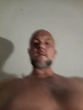 HornyDaddyMuscle online show from 07/18/26, 03:00