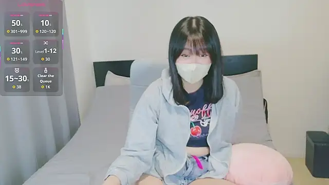 papikochan45 online show from 04/05/26, 08:11