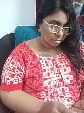 Snapshot of deepika-mallus chatting on 06/14/26, 03:58 deepika-mallus online show from 06/14/26, 03:58