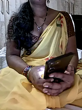 Snapshot of AnushaTelugu chatting on 06/24/26, 07:18 AnushaTelugu online show from 06/24/26, 07:18