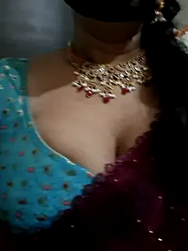 Snapshot of AnushaTelugu chatting on 07/02/26, 07:09 AnushaTelugu online show from 07/02/26, 07:09