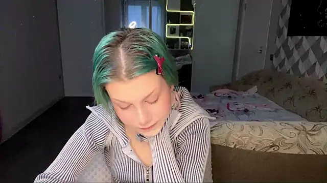 Snapshot of SalenaVeron chatting on 03/03/26, 01:28 SalenaVeron online show from 03/03/26, 01:28