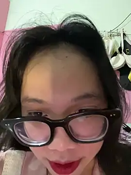 Leeeeiu online show from 04/09/26, 03:06