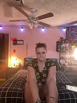 Snapshot of LoveMohr24 chatting on 03/03/26, 06:47 LoveMohr24 online show from 03/03/26, 06:47