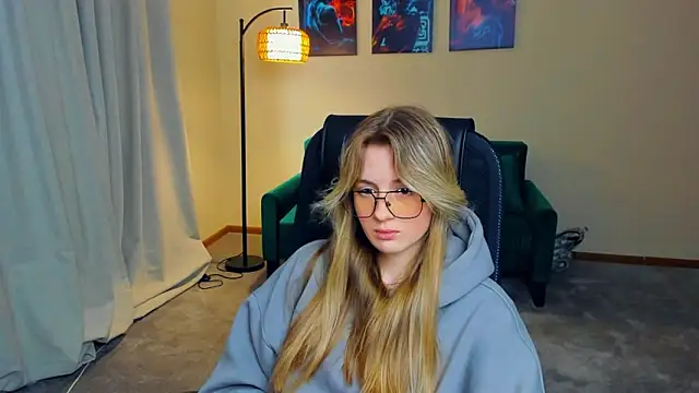 Snapshot of DortheaHupy chatting on 02/28/26, 07:09 DortheaHupy online show from 02/28/26, 07:09