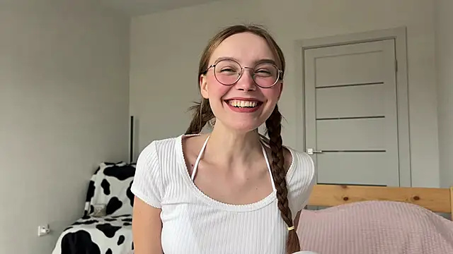 Lolatatee online show from 03/20/26, 07:46