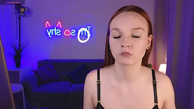 Nami Umi online show from 03/11/26, 09:21