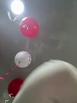   Nahomy online show from 03/05/26, 11:28