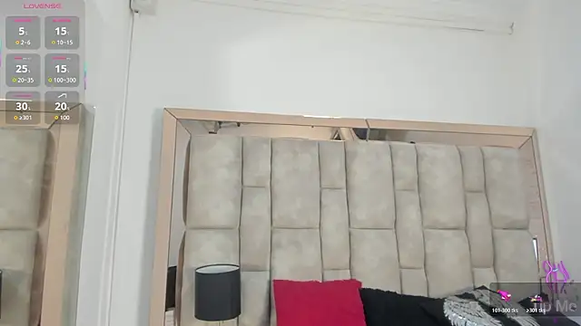 Titan Moreno  online show from 03/21/26, 12:10