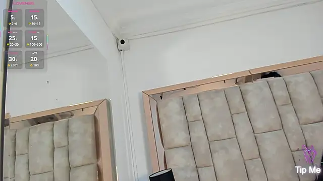 Titan Moreno  online show from 03/24/26, 11:59