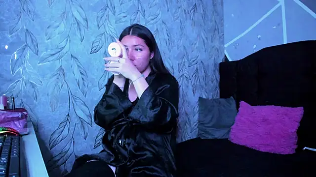 eilen pink online show from 04/11/26, 01:15