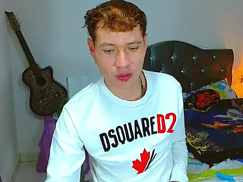  Santi2 online show from 04/15/26, 03:46