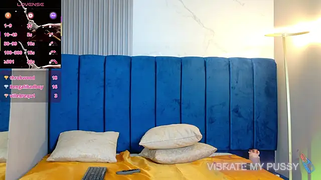 Snapshot of TONINAHAZE_CR chatting on 03/02/26, 05:08 TONINAHAZE CR online show from 03/02/26, 05:08