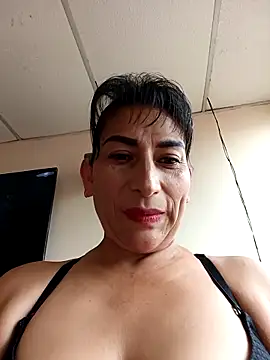 Lucia Rios online show from 03/24/26, 09:53