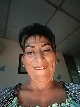Snapshot of Lucia_Rios chatting on 07/07/26, 11:20 Lucia Rios online show from 07/07/26, 11:20