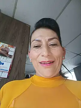 Snapshot of Lucia_Rios chatting on 07/09/26, 10:14 Lucia Rios online show from 07/09/26, 10:14