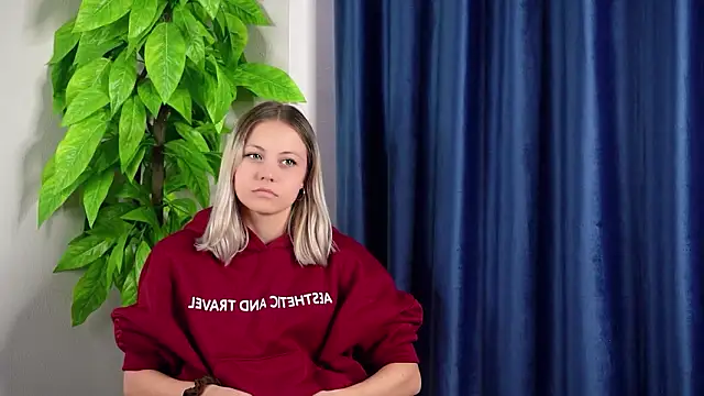 VeniceMoock online show from 03/04/26, 09:37