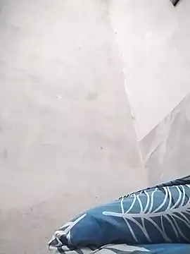 traiwe06 online show from 04/15/26, 09:05