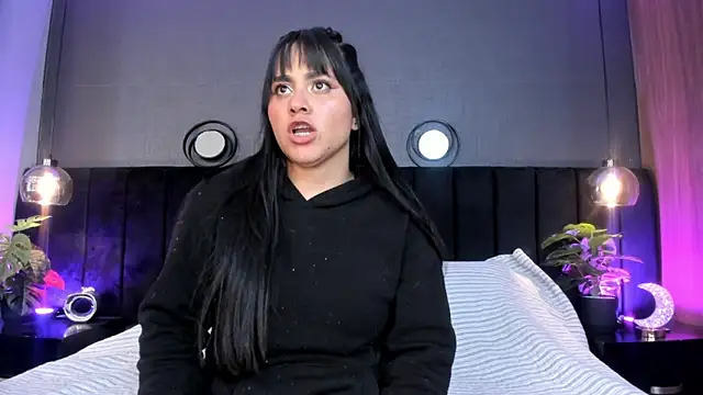 alejandra  garcia online show from 03/18/26, 03:31