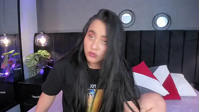 alejandra  garcia online show from 03/26/26, 03:56