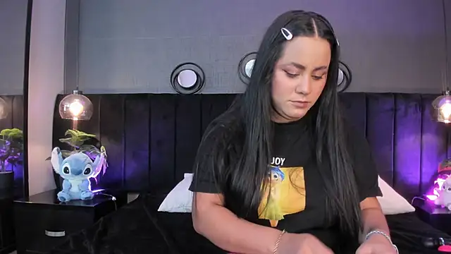 alejandra  garcia online show from 05/20/26, 03:24