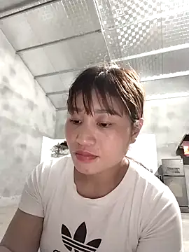 Snapshot of Lilinn_ chatting on 03/01/26, 11:45 Lilinn online show from 03/01/26, 11:45