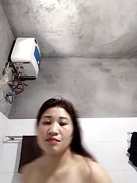 Snapshot of Lilinn_ chatting on 03/02/26, 05:19 Lilinn online show from 03/02/26, 05:19