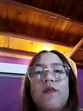 Snapshot of AmyGood chatting on 03/01/26, 12:01 AmyGood online show from 03/01/26, 12:01