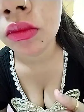 Snapshot of Bhawika-Kashap chatting on 05/09/26, 05:12 Bhawika-Kashap online show from 05/09/26, 05:12