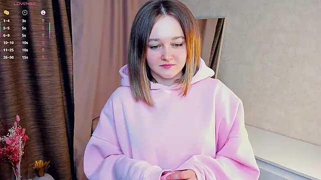 Snapshot of DesireeGoss chatting on 03/01/26, 06:48 DesireeGoss online show from 03/01/26, 06:48