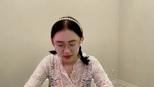SolvedGlobe online show from 05/13/26, 02:03