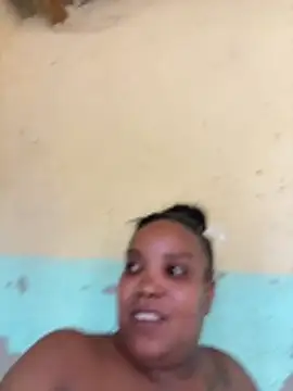 friendlybitch22 online show from 04/01/26, 09:54